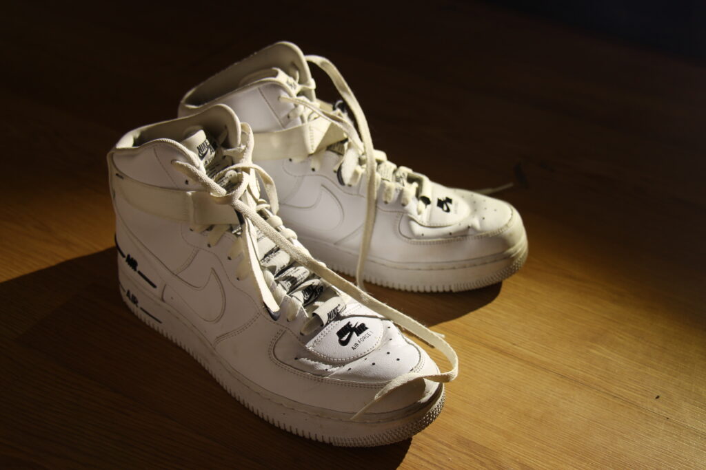 shoesimg